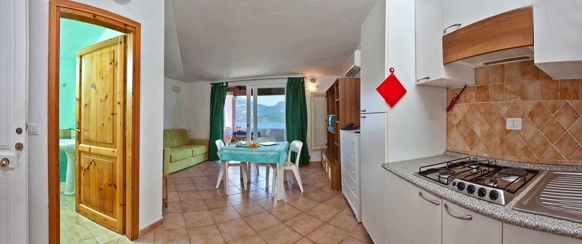 Residence Stella Di Gallura Порто Ротондо Екстериор снимка